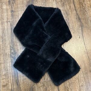 faux fur scarf